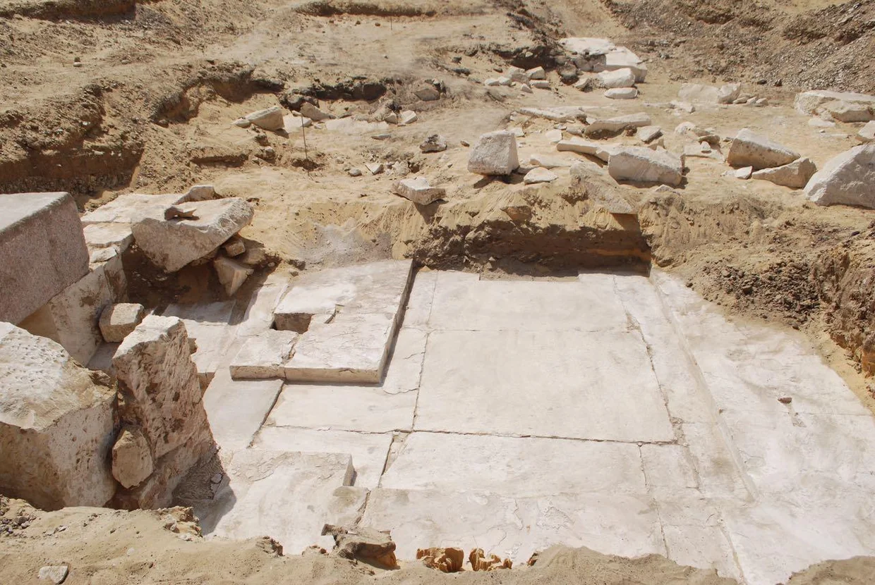 Breaking: Mysterious New Pyramid Discovered Hidden Under Egypt’s Sands