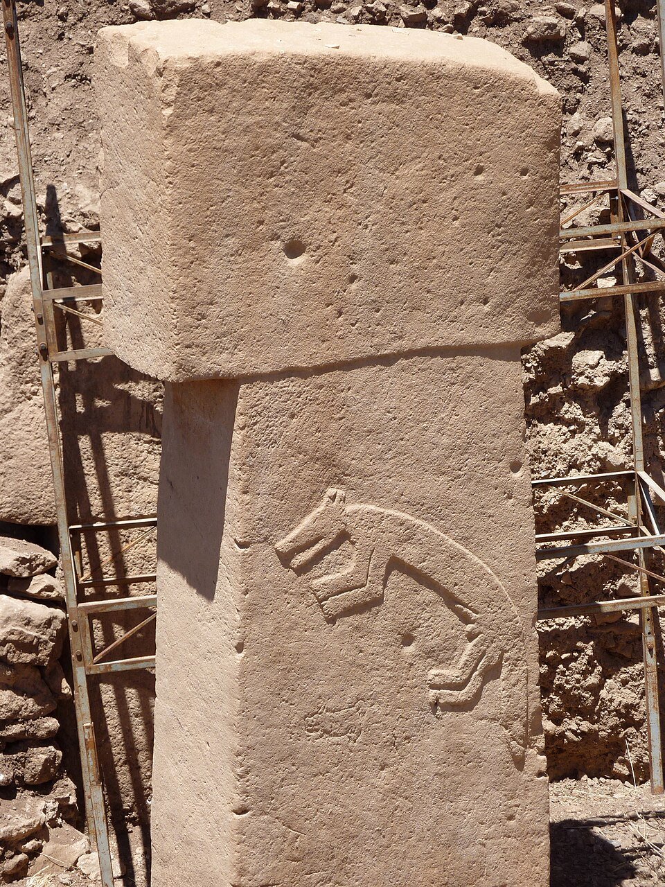 T-shaped stone pillar at Göbekli Tepe archaeological site